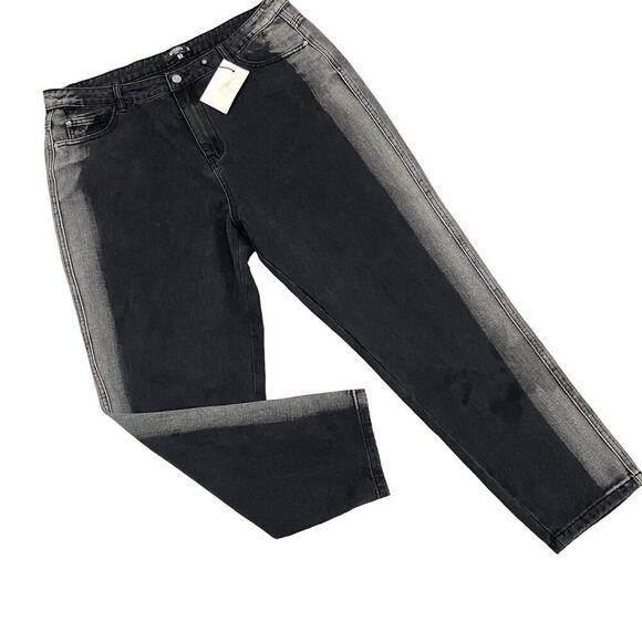 Missguided Plus Mom Jeans With Bleach Side Panel Black Size 16 - Picture 11 of 11